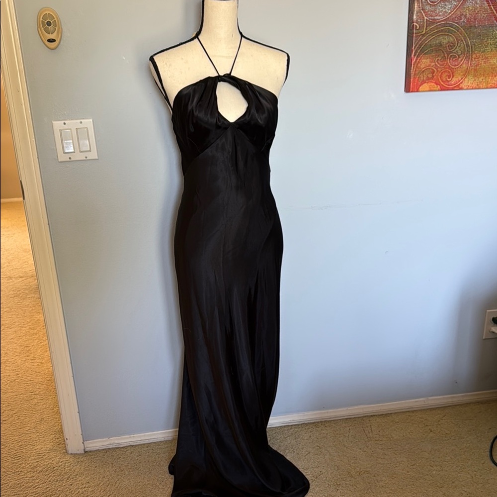 Elegant Black Vintage Dress